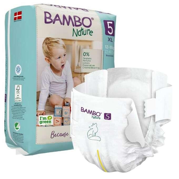 pampers przykleja sie do pupy