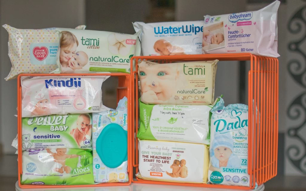 seeklogo pampers